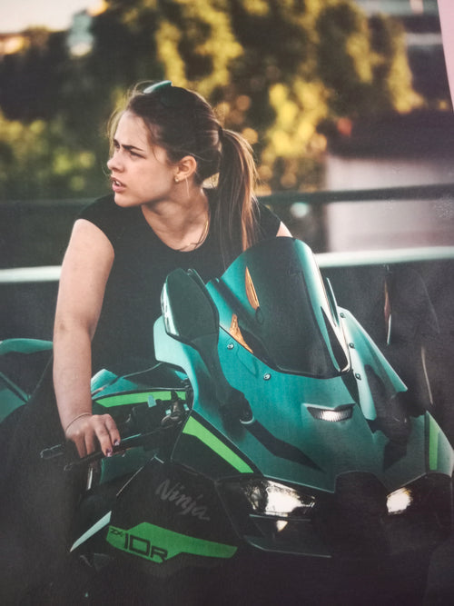 Bike Girl Racing